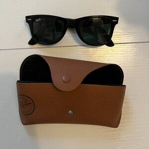 Ray-ban Wayfarer Classic Sunglasses